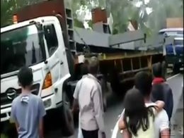 Не выдержал нагрузки
