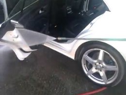 Тотально помыли Мерседес