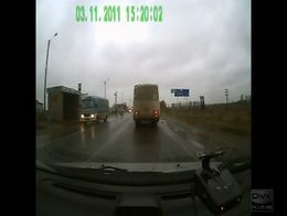 Газель сбивает пешехода