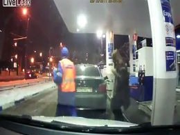 Королева бензоколонки