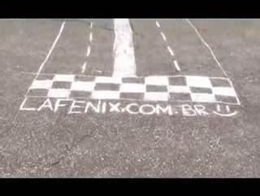 Задницей по асфальту