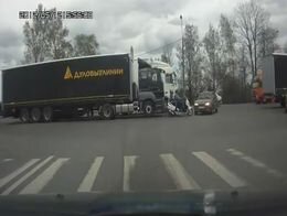 ВАЗ не пропустил мотоциклистов