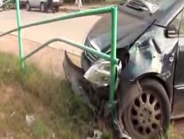 Пьяная девушка попала в аварию и устроила драку