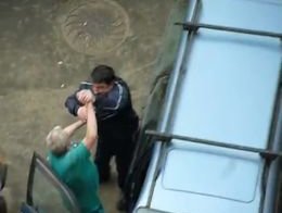 Драка за переднее сиденье