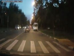 Сбил мотоциклиста и уехал