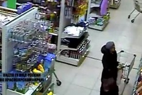 Няня избившая младенца попалась на краже