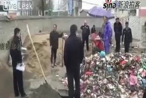 Строитель убил полицейского мотыгой