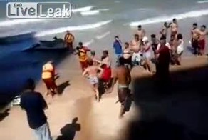 Нападение акулы