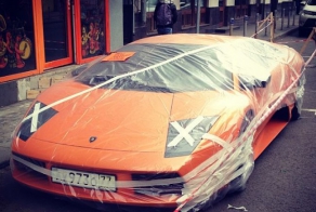 Брошенный Lamborghini