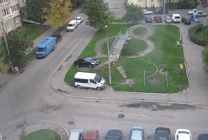 Памятник Мерседесу