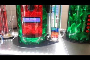 Аппарат для приготовления слоеных коктейлей