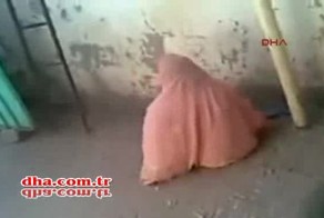 В Судане женщину избили плетью за разговор с мужчиной