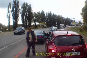 Неожиданно большой соперник