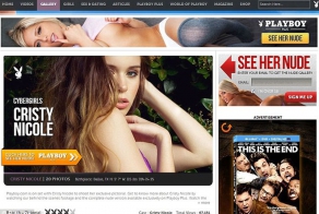 Учительница, снявшаяся Playboy разозлила родителей учеников