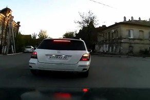 Педагог на блатных номерах