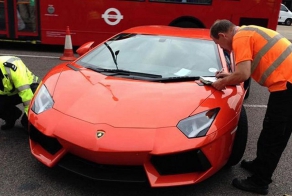 В Лондоне продали конфискованный Lamborghini