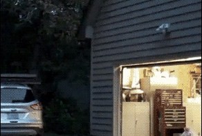 Пойду проверю нервишки соседей