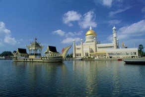 Шариат идёт по миру