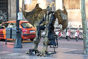 Живые скульптуры на Las Ramblas в Барселоне