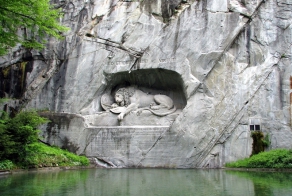 «Умирающий лев», Швейцария