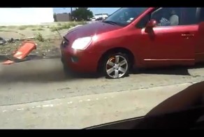 У вас автомобиль горит!