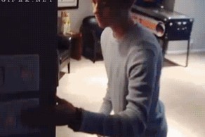 После выключения света - главное быстро добежать до своей комнаты