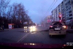 Взорвалась труба на дороге ДТП