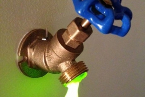 Как сделать лампу 'токсичная утечка' своими руками!