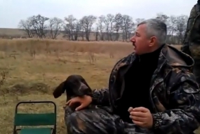 Собака принес водку