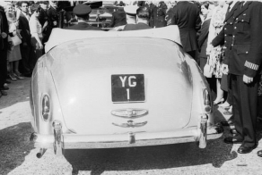 Дань уважения первому космонавту Юрию Гагарину