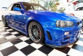 Найдено на eBay.  Nissan GT-R Fast & Furious