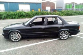 Достойный тюнинг - свап 4,4 V8 от 540i E39 в BMW E30 (5 фото)