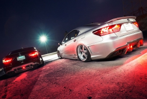 Lexus LS460: Двое из ларца