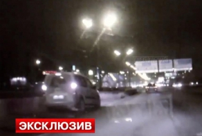 Рабочие выжили в страшном ДТП на МКАД