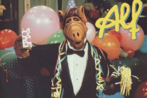  Здравствуйте, я Альф - мохнатый гость с планеты Мелмак!