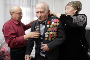  Киргизская семья приютила брошенного ветерана ВОВ