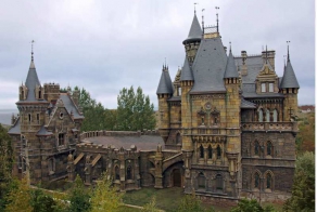 Современная российская архитектура под старину