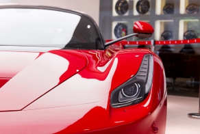 Найдено на eBay. Ferrari LaFerrari