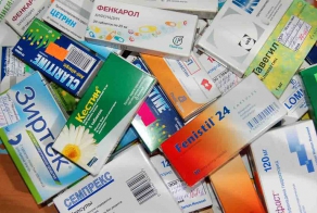 48 пар препаратов с одинаковым составом, но разной ценой