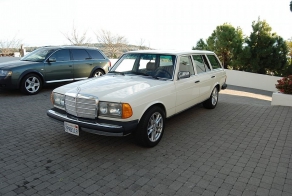 Найдено на eBay. 1980 Merceds-Benz 300TD Wagon