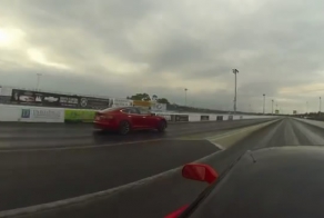 Tesla Model S против Corvette Stingray
