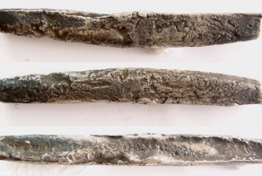 Что означает выражение «Погнаться за длинным рублем» ?