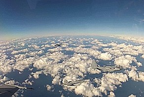 F-18 дозаправляются в воздухе