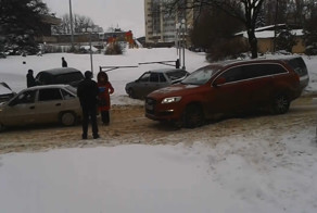 "Судья" скрывается с места ДТП