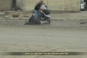 Террорист застрелил мужчину и украл его мопед