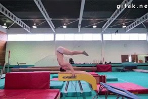 Некогда объяснять,одевай штаны! 