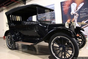 Музей классических автомобилей города Шарджа