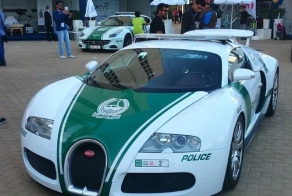 Полиция Дубая получила Bugatti Veyron