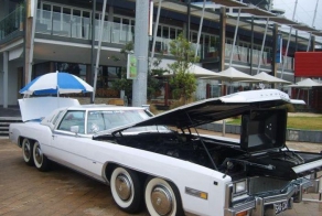 8-колесный Cadillac Eldorado будет продан с аукциона