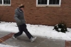 Лед из каждого делает танцора 